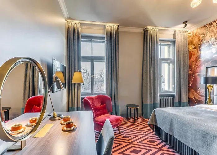 Grand Poet Hotel And Spa By Semarah